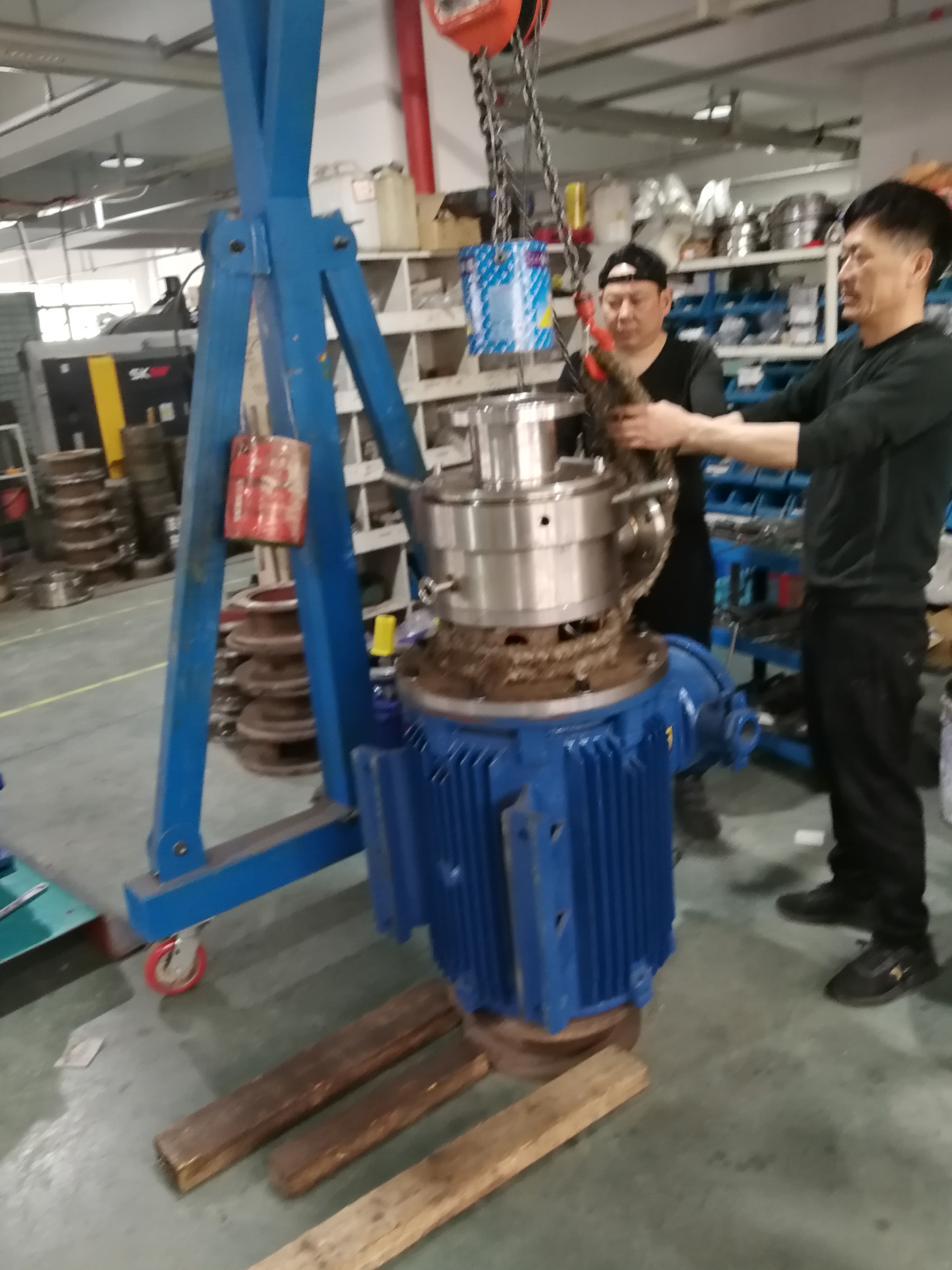 大型膠體磨研磨泵在超微粉碎技術(shù)上的突破